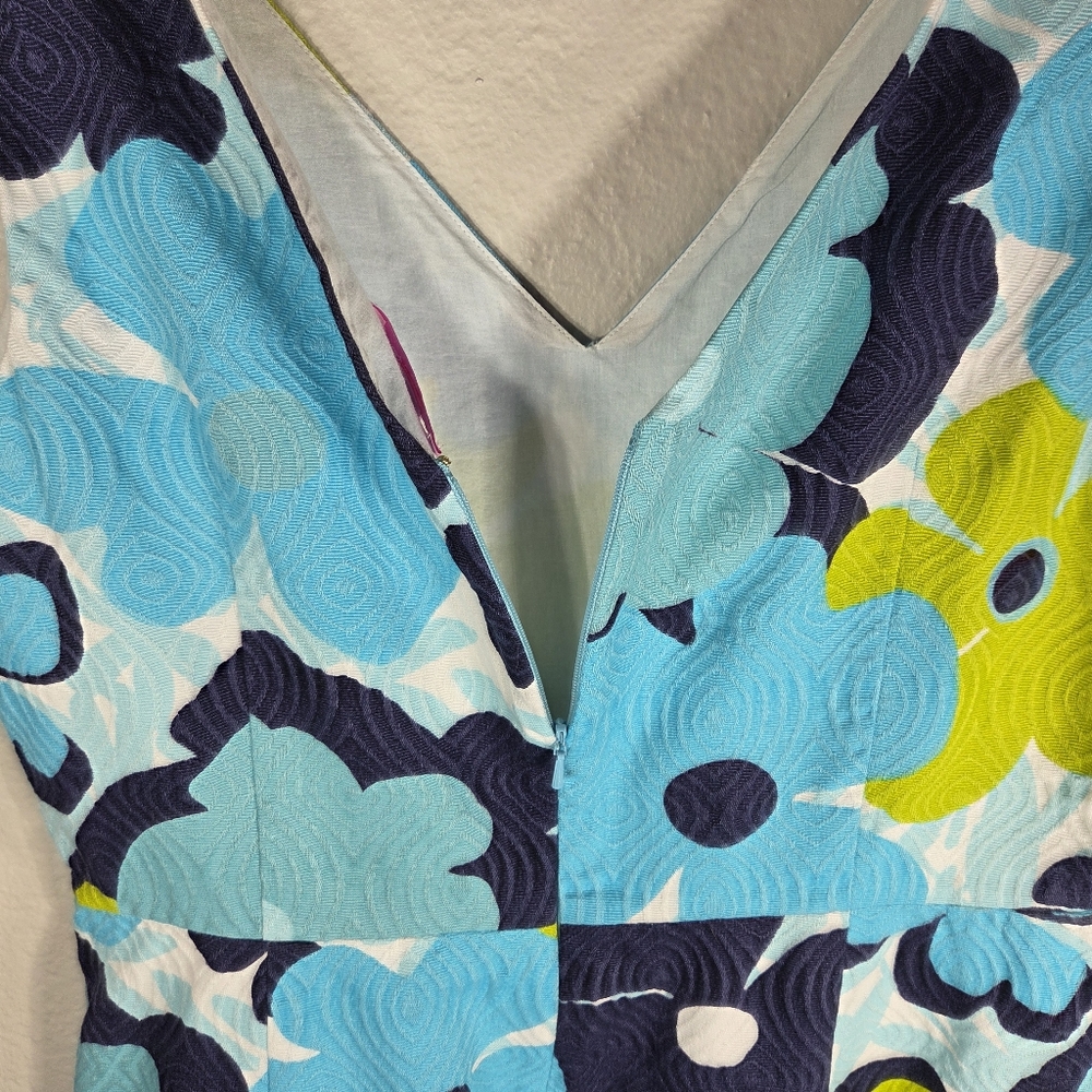 Lilly Pulitzer Kiki Shorely Shift Dress Size 12 Blue Pop Floral Jacquard V-Neck - Picture 9 of 13